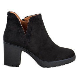 Bella Paris Mokkanahkakengät leikkauksella musta