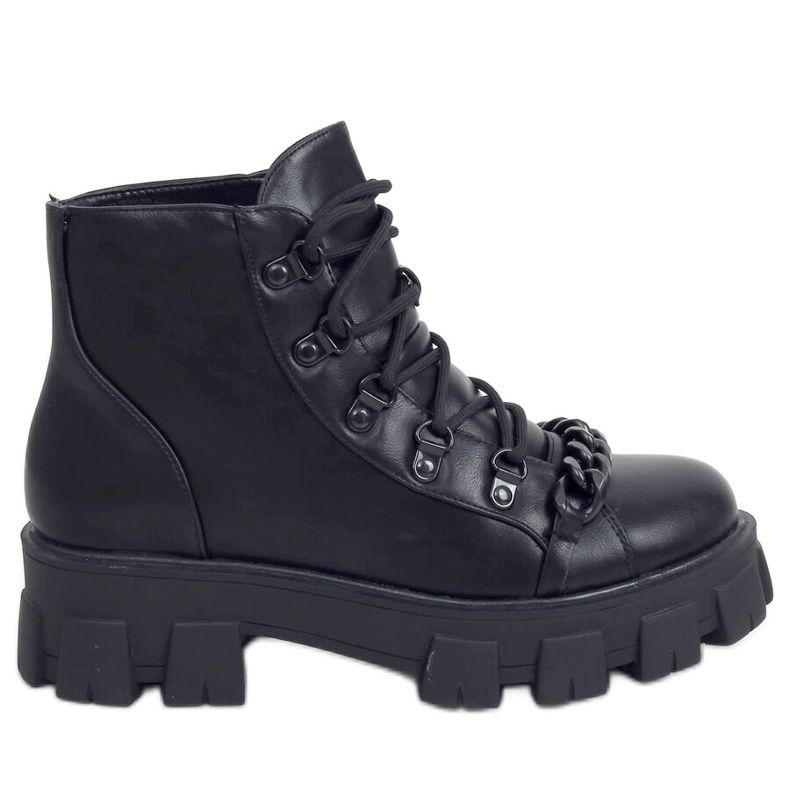 Mustat korkeapohjaiset saappaat NC1106 Musta