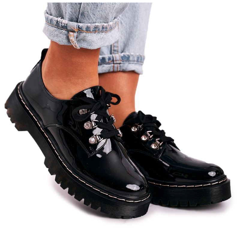 Naisten Oxfords -kengät Platformilla S.Barski HX15 lakattu musta