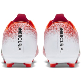 Nike Mercurial Vapor 12 Academy Mg AH7375 801 jalkapallokenkä monivärinen punainen