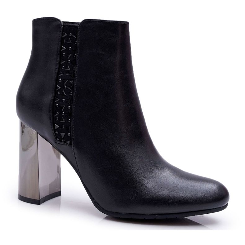 Naisten saappaat hopeapostilla Black Peve musta