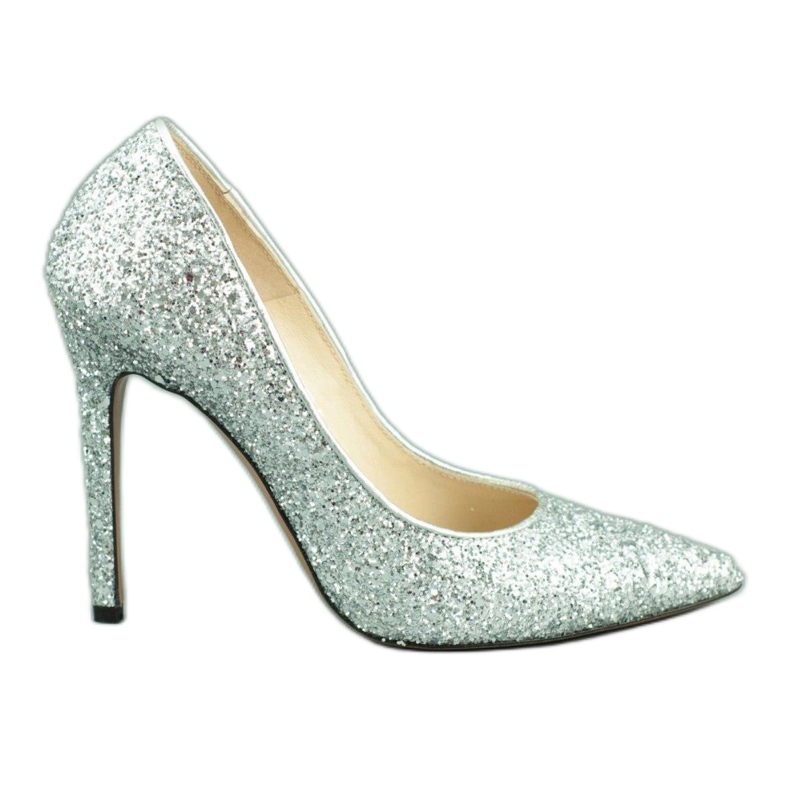 Neścior Kimaltelevat hopeanväriset nastat 101