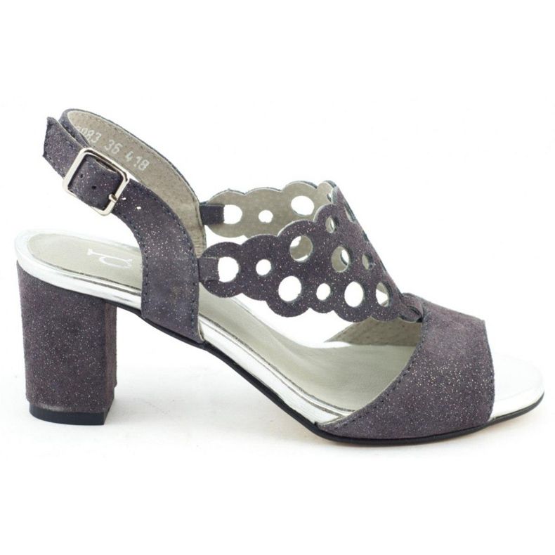 Dolce Pietro Naisten mokkanahkaiset sandaalit teräspylväässä 2083 harmaa