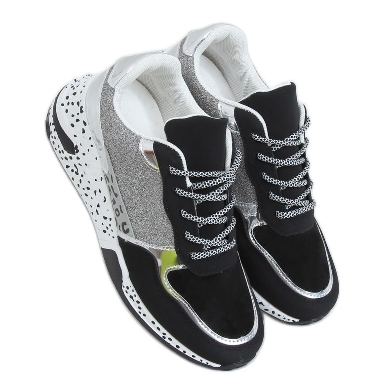 Mustat BL215P Mustat urheilukengät