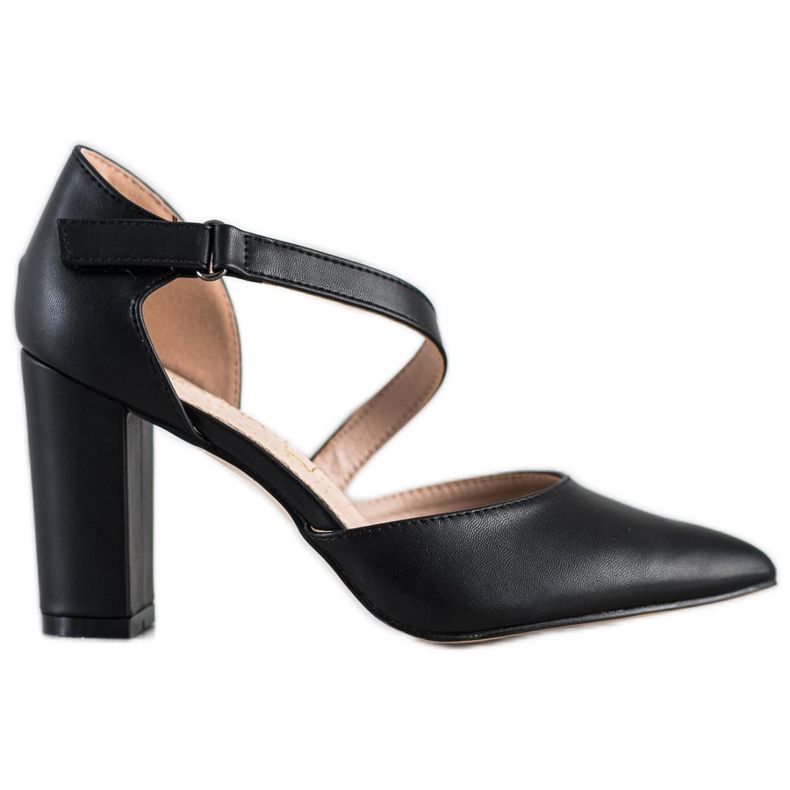 Sabatina Mustat pumput Eco -nahalla