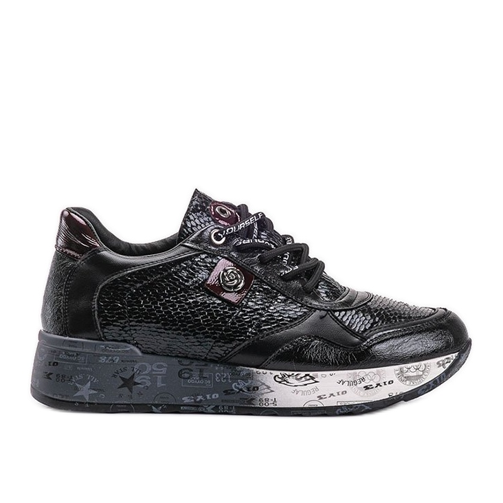 Mustat Ayanna -kiilakengät