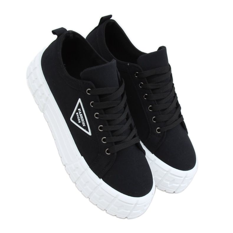 Mustat naisten lenkkarit LA134 Musta