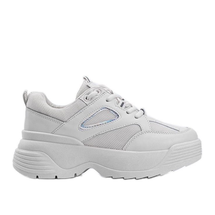 Beige lenkkarit paksulla Jaida -pohjalla