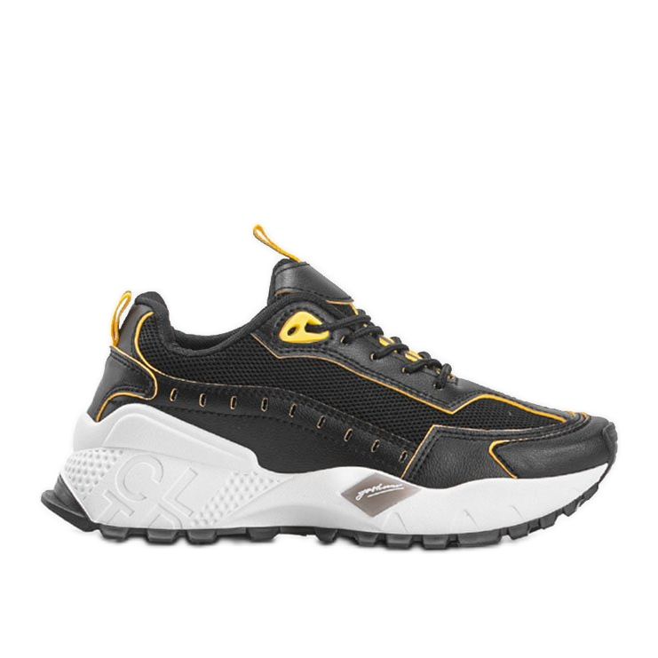 Erickan mustat urheilutossut