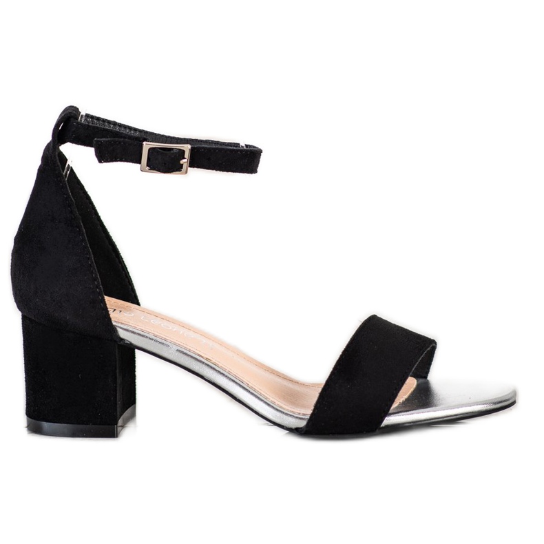 Sandaalit baarissa Sergio Leone musta