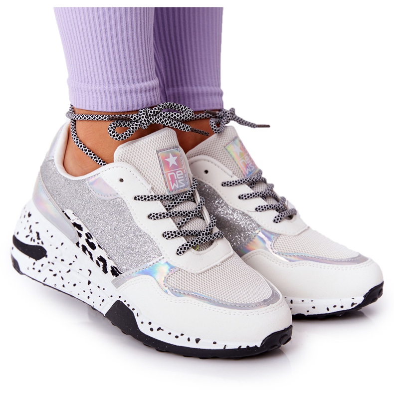 NEWS Naisten Wedge -lenkkarit Valkoinen ja Brocade Avery