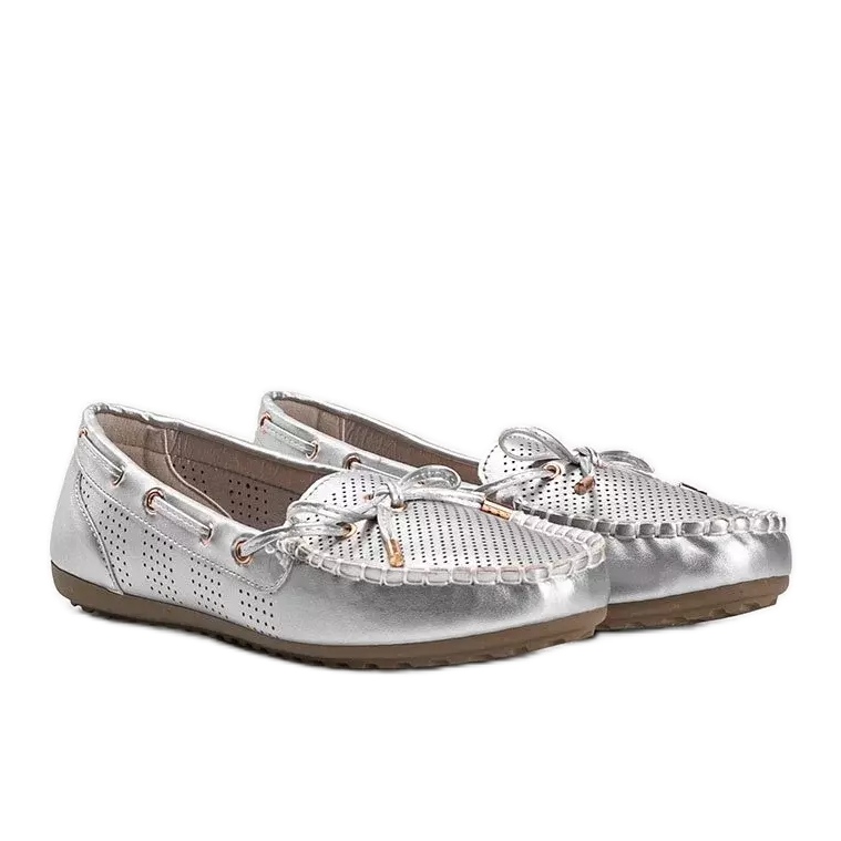 Eko-nahasta valmistetut hopealasit, avoin Esther