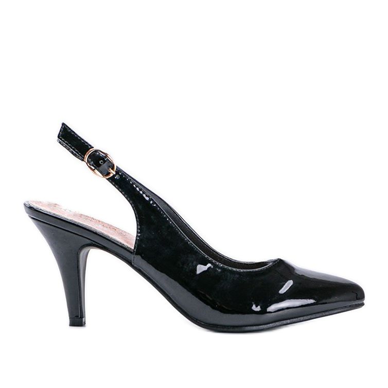 Mustat pumput stiletto -kantapäässä Jena