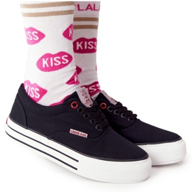 Cross Jeans Naisten lenkkarit On the Cross -farkut FF2R4002C Czarme -alusta musta