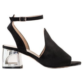 Filippo Tyylikkäät rakennetut sandaalit musta