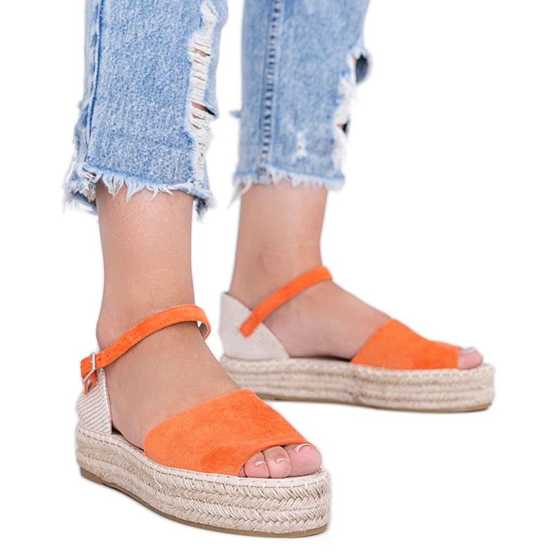 Oranssi sandaalit Pearl River alustalla