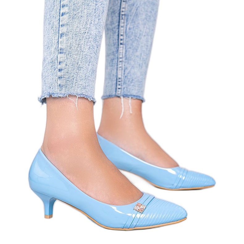 Mollyn matalalla kantapäällä siniset pumput sininen