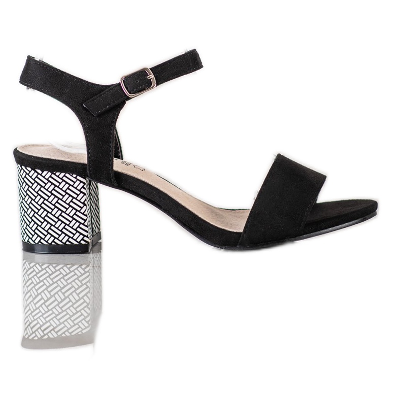 Goodin Mukavat sandaalit baarissa valkoinen musta