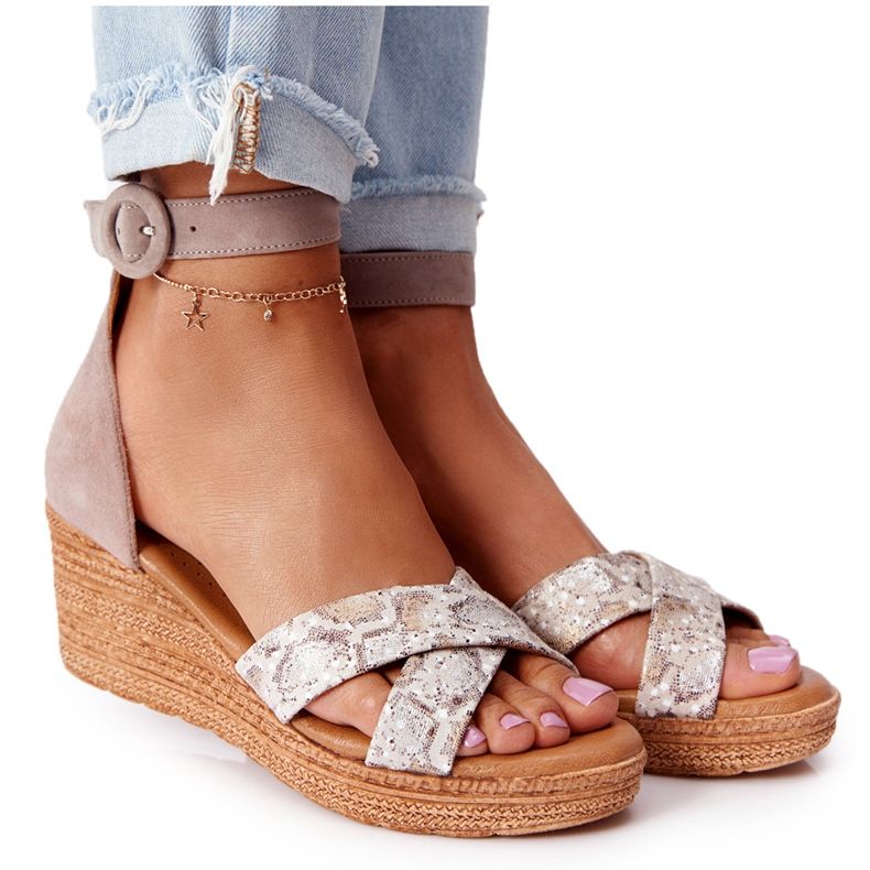 Suede Wedge Sandaalit Maciejka 04565-04 Beige-Gold