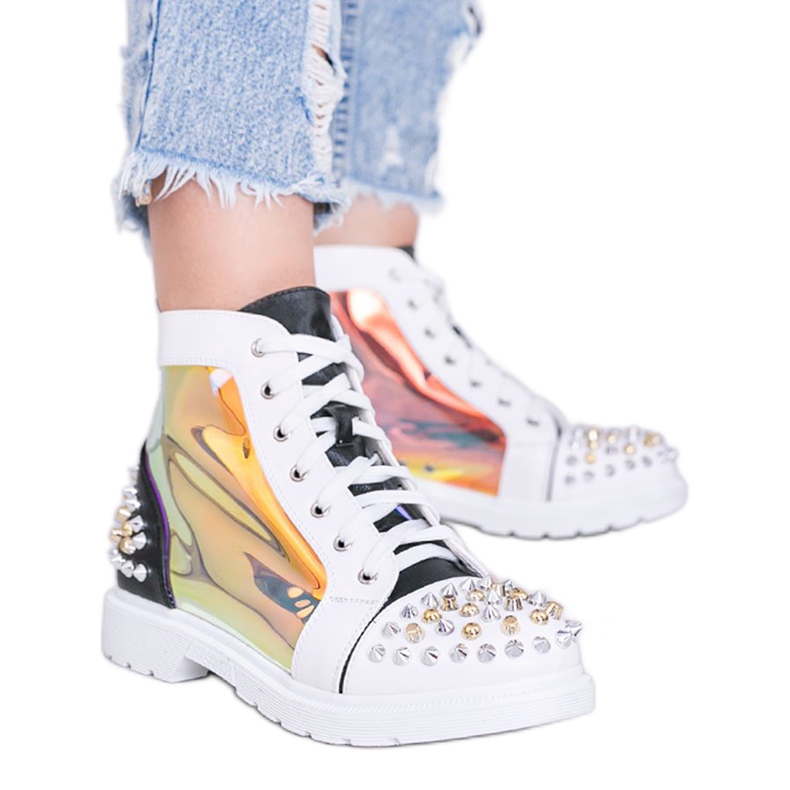 Mustavalkoiset läpinäkyvät saappaat Lea -nastoilla valkoinen