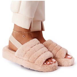 PS1 Turkis -tossut beigellä lumihiutalealustalla