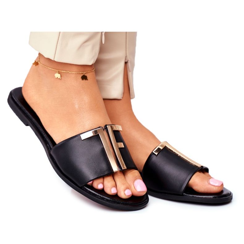 Tyylikkäät naisten tohvelit, musta Nicole Dilmah