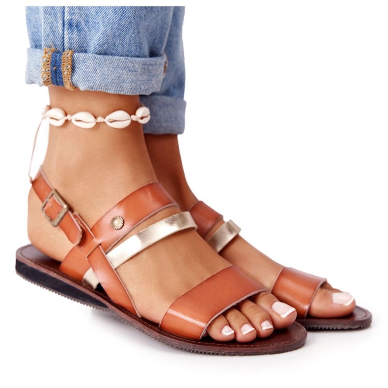 Naisten litteät sandaalit, ruskea ja kultainen Doris