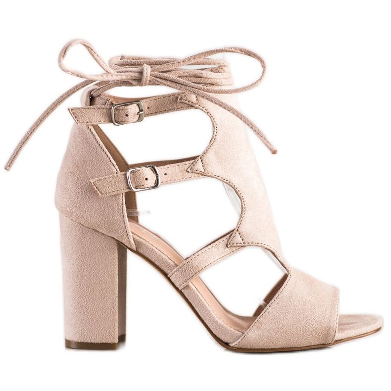 Bestelle Suljettavat sandaalit, joissa sitova beige