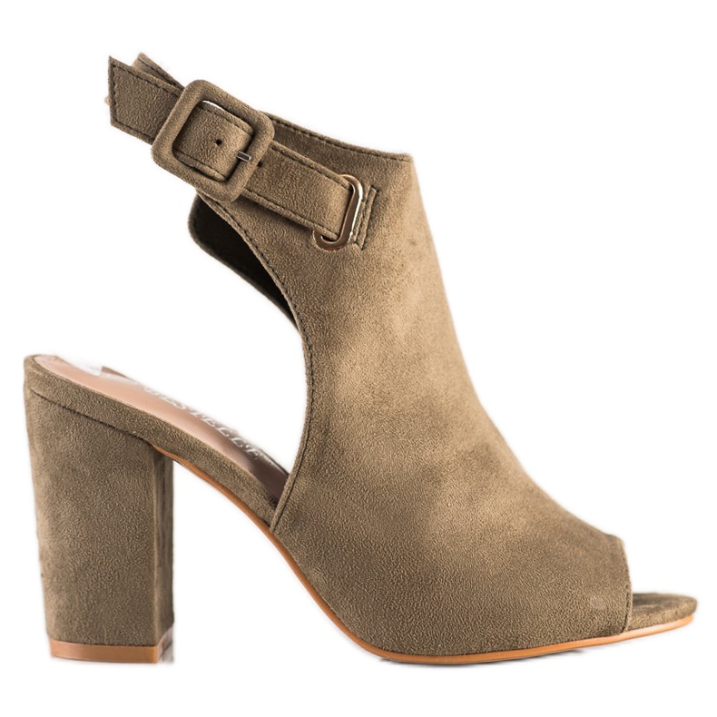 Bestelle Suljetut sandaalit soljella vihreä