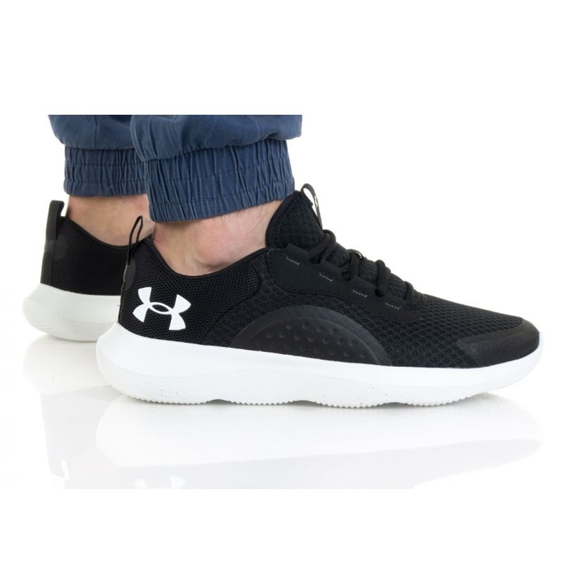 Under Armour Victory M 3023639-001 kengät musta