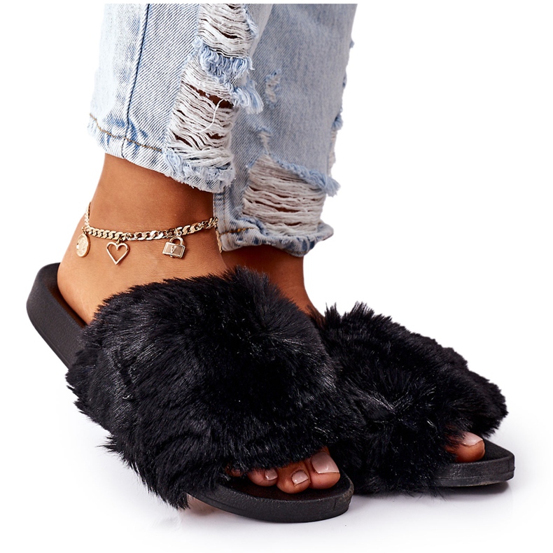 FJ1 Mustat pehmeät kumitossut turkiksella