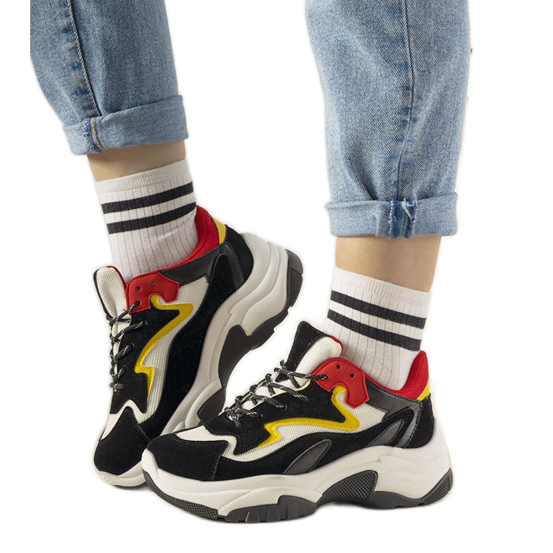 PA1 Mustat lenkkarit korkealla Monica -pohjalla