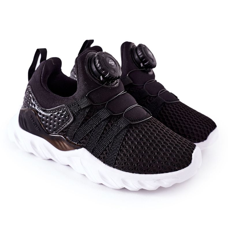 Lasten urheilukengät, joissa ABCKIDS -nuppi musta