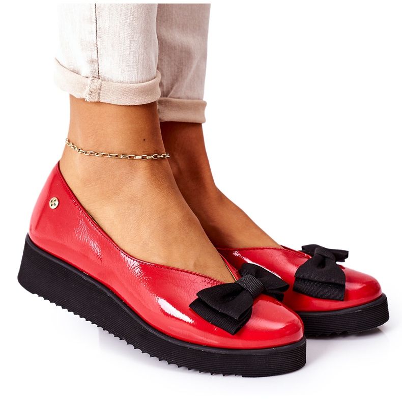 Nahka ballerinat alustalla Maciejka 05062-08 Punainen musta