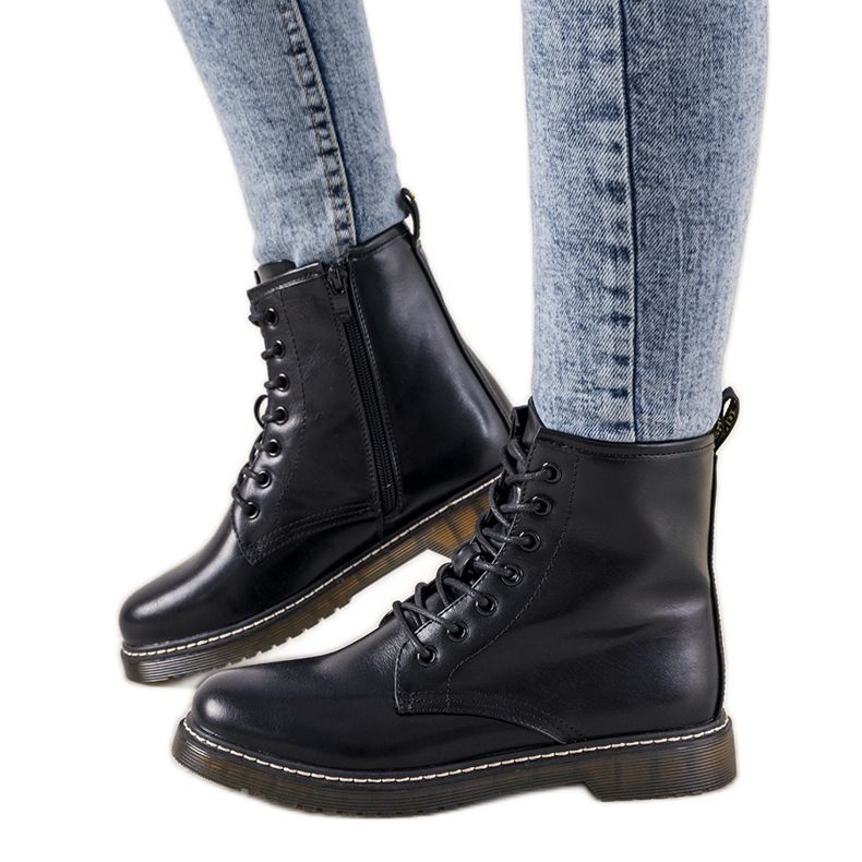 Naisten mustat Julietta -saappaat