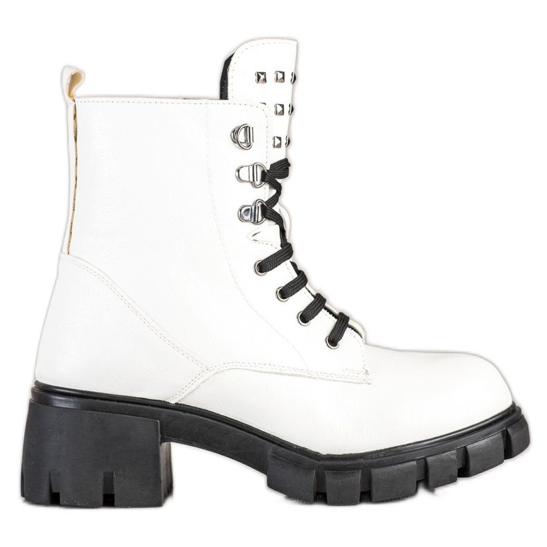 SHELOVET Muodikkaita työntekijöitä nastoilla valkoinen