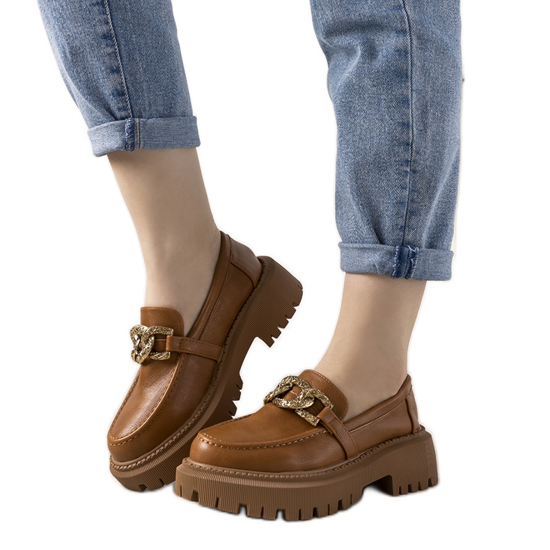 Emilan Camel -leivonnaiset korkealla pohjalla ruskea