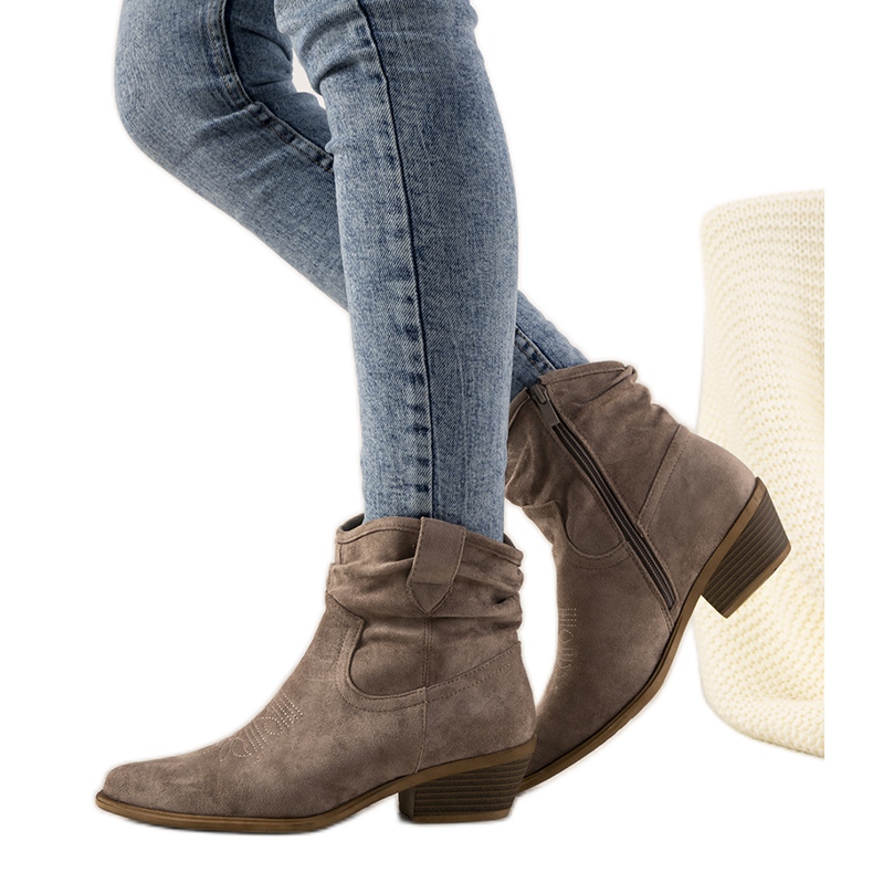 Ruskeat naisten Taup -cowboy -saappaat