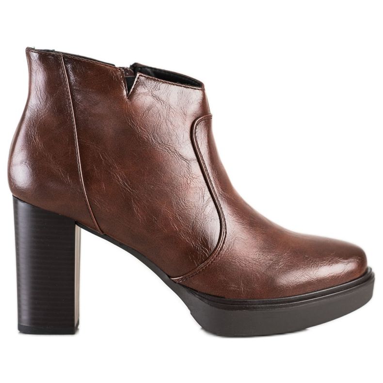 Sabatina Matalat saappaat lavalla ruskea