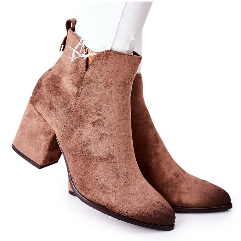 Vinceza Naisten saappaat kantapäässä Mokkanahka beige Carrick