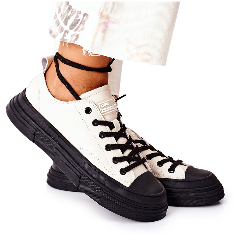 Naisten lämpimät lenkkarit GOE II2N4036 Valkoinen musta