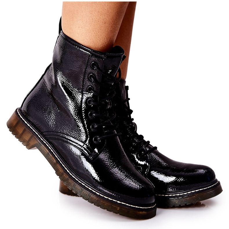 PE1 Lakatut työntekijöiden saapikkaat mustalla liukukannalla