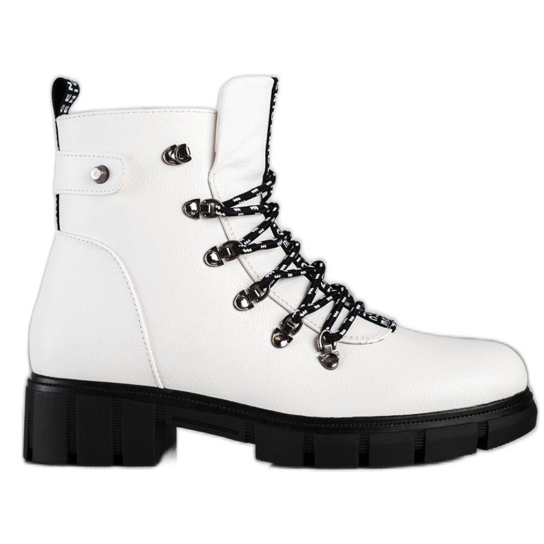 Valkoiset työntekijät VINCEZA -alustalla valkoinen