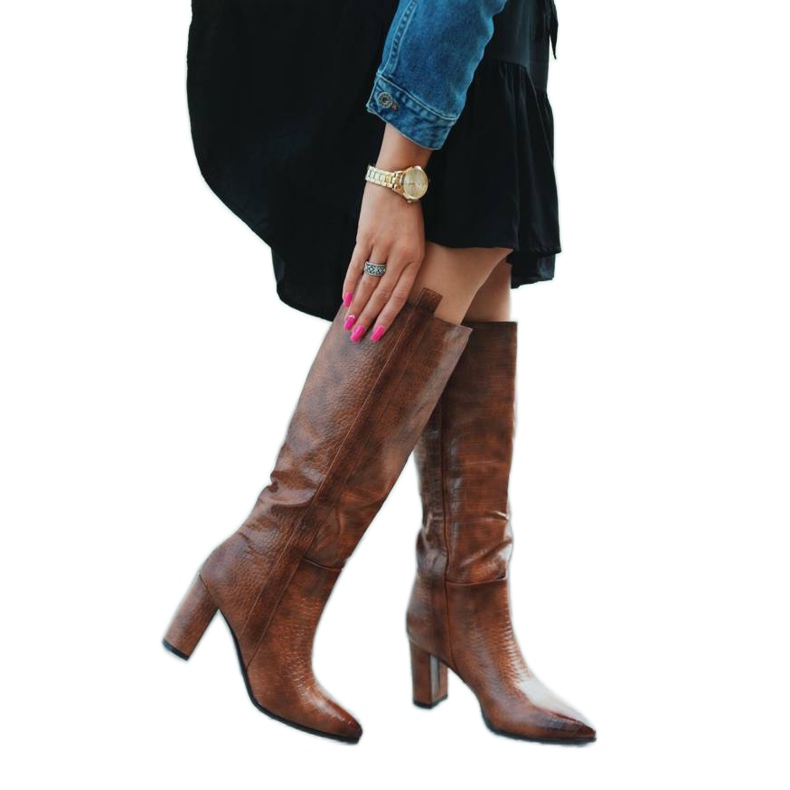 Kamelin saappaat postissa Mona krokotiilikuviossa ruskea