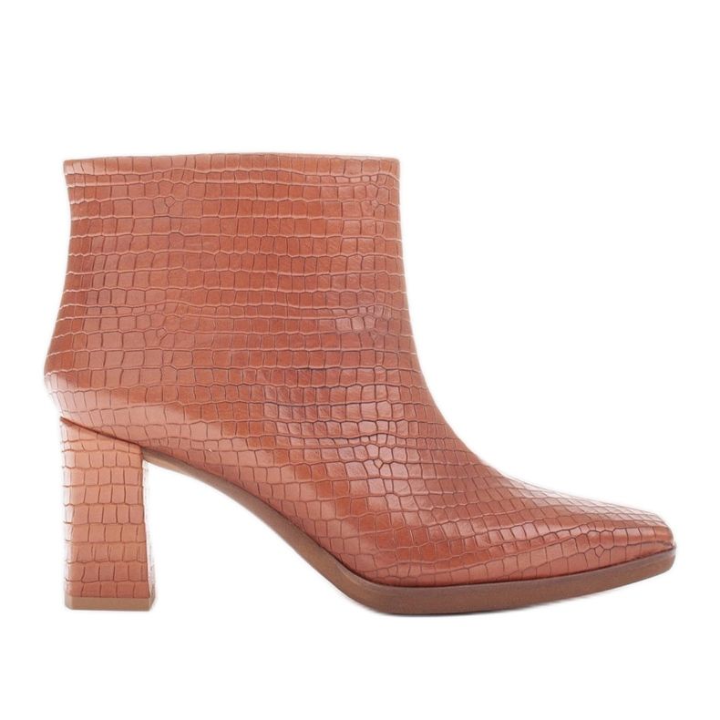 Marco Shoes Yhdistetyt saappaat, jotka on valmistettu kahdentyyppisestä nahasta ruskea