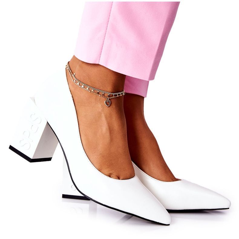 S.Barski Nahkapumput valkoisella Cherith -tangolla valkoinen