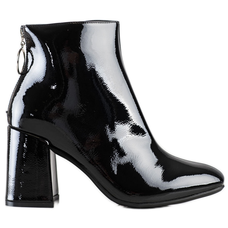 Lucky Shoes Lakatut saappaat postissa musta