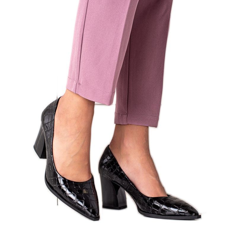 S. BARSKI Pumput, joissa Eco -nahka S.BARSKI musta