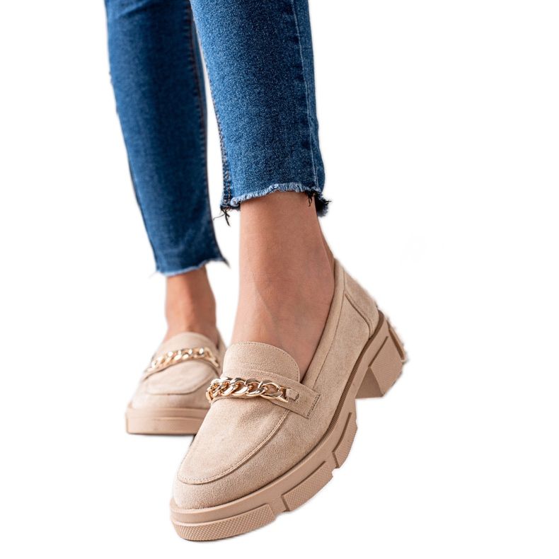 Goodin Muodikkaita beige -leivonnaisia