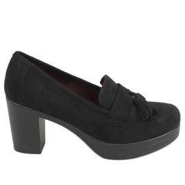 Pumput pylväässä ja korissa musta 8B817 Musta